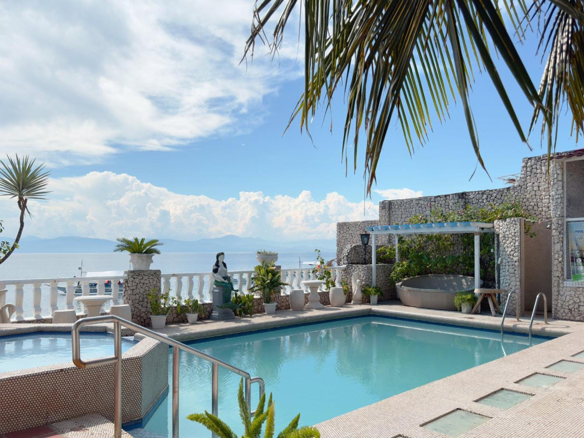 Sunset Beach Resort Moalboal Exterior photo